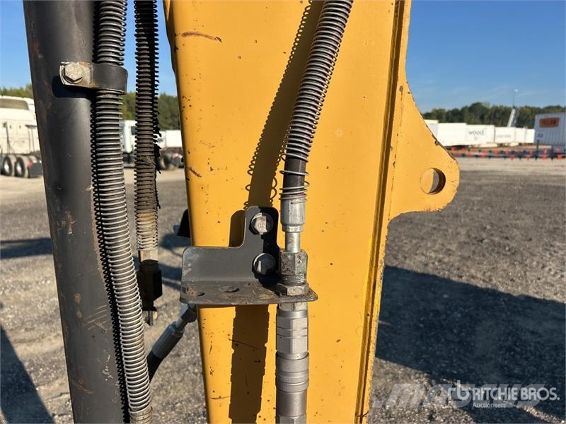 CAT 305E CR Mini Excavator Mini bagri <7t
