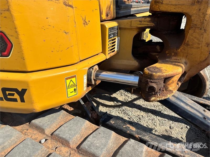 CAT 305E2 CR Mini Excavator Minibagger < 7t