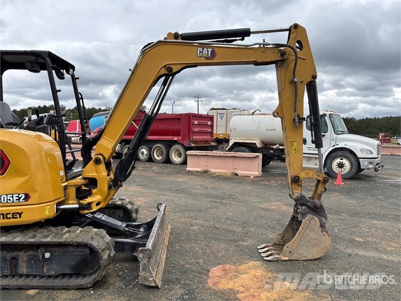 CAT 305E2 CR Mini Excavator Mini bagri <7t