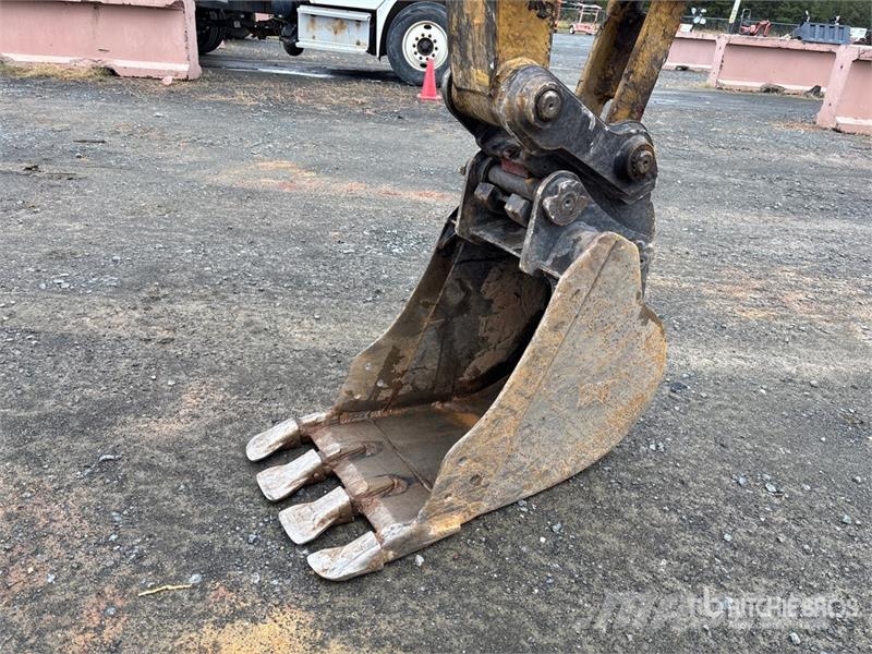 CAT 305E2 CR Mini Excavator Mini bagri <7t
