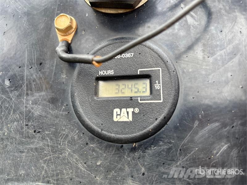CAT 305E2 CR Mini Excavator حفارات صغيرة أقل من 7 طن (حفارات صغيرة)