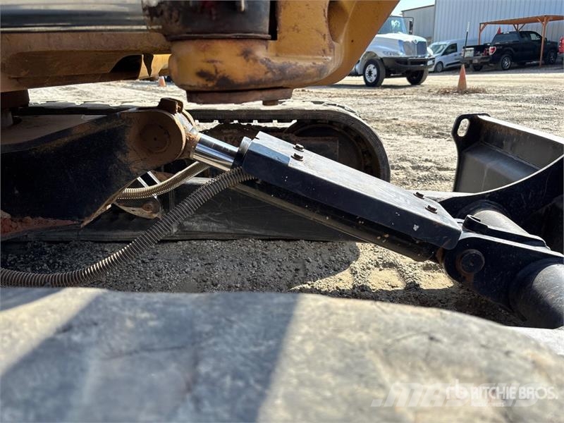 CAT 305E2 CR Mini Excavator Minibagger < 7t