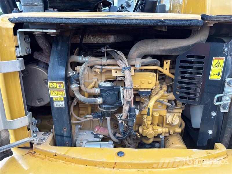 CAT 305E2 CR Mini Excavator حفارات صغيرة أقل من 7 طن (حفارات صغيرة)