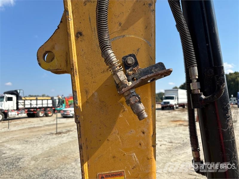 CAT 305E2 CR Mini Excavator Minibagger < 7t