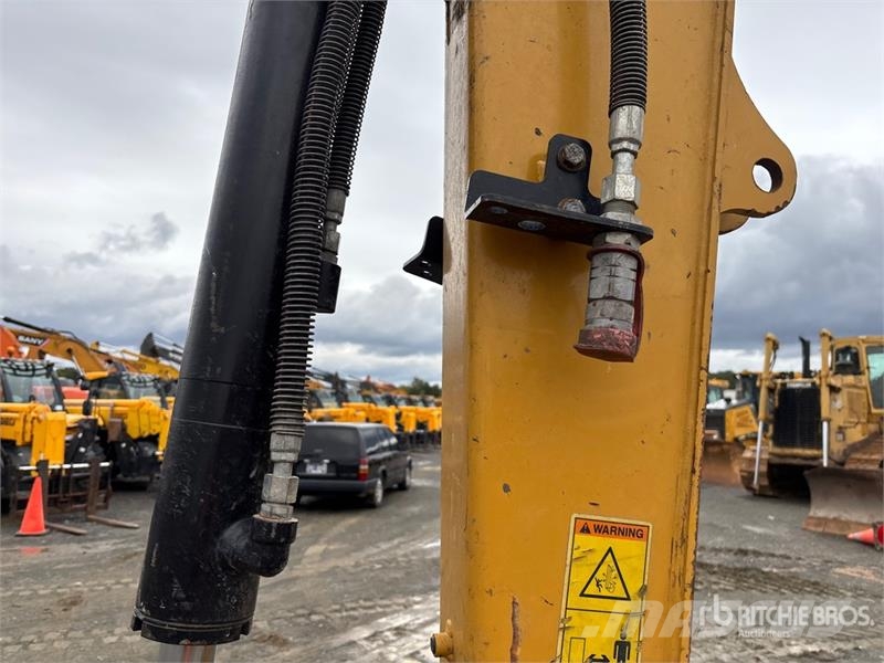 CAT 305E2 CR Mini Excavator Mini bagri <7t