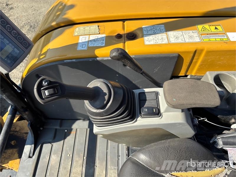 CAT 305E2 CR Mini Excavator Mini pelle < 7t