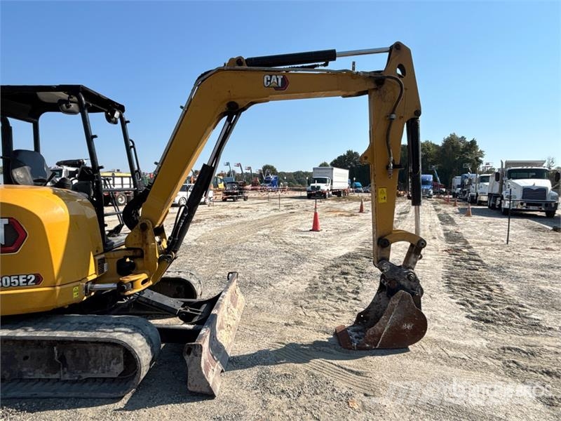 CAT 305E2 CR Mini Excavator Mini pelle < 7t