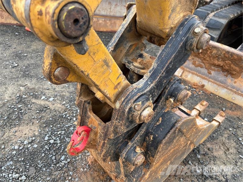 CAT 305E2 CR Mini Excavator حفارات صغيرة أقل من 7 طن (حفارات صغيرة)