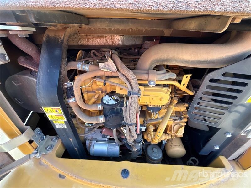 CAT 305E2 CR Mini Excavator Minibagger < 7t
