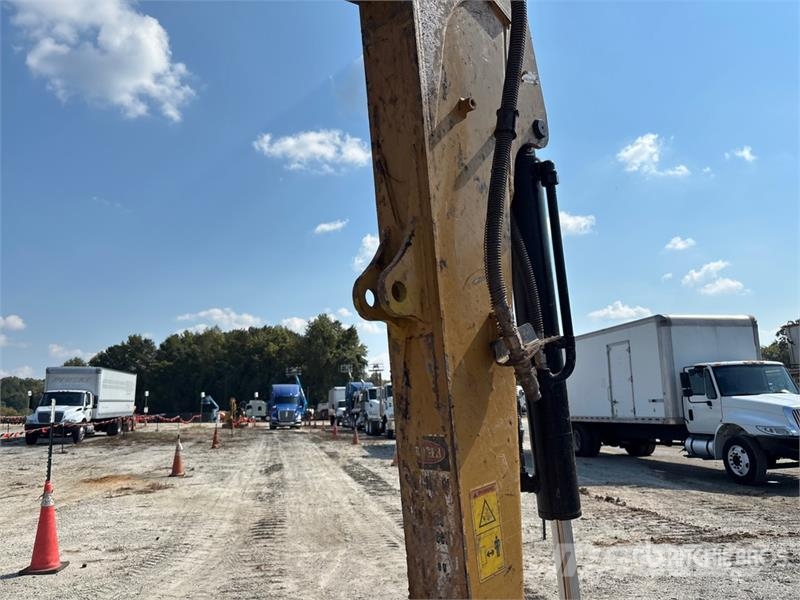 CAT 305E2 CR Mini Excavator Minibagger < 7t