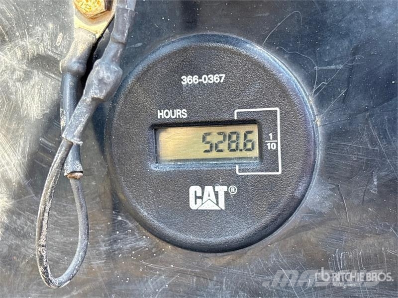 CAT 305E2 CR Mini Excavator Mini pelle < 7t