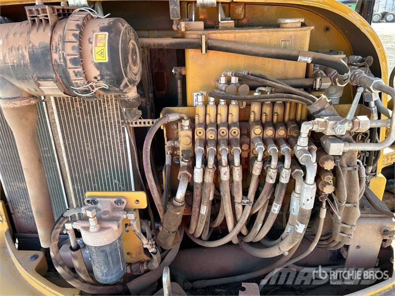 CAT 305E2 CR Mini Excavator Mini bagri <7t