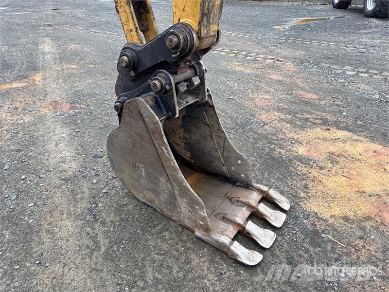 CAT 305E2 CR Mini Excavator Mini bagri <7t