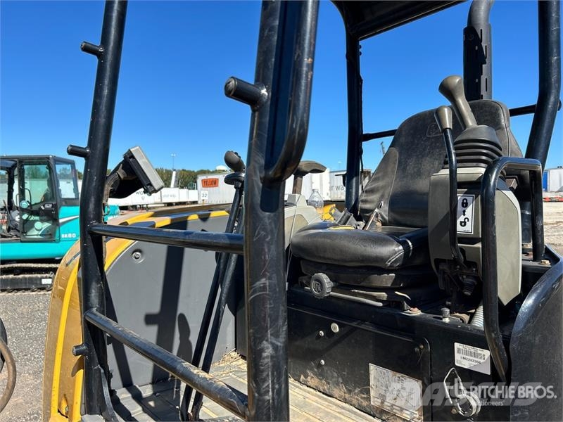 CAT 305E2 CR Mini Excavator Mini bagri <7t