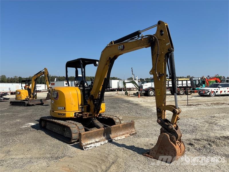 CAT 305E2 CR Mini Excavator Minibagger < 7t