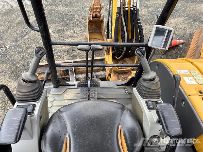 CAT 305E2 CR Mini Excavator حفارات صغيرة أقل من 7 طن (حفارات صغيرة)