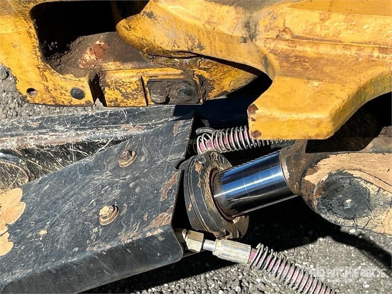 CAT 305E2 CR Mini Excavator Mini bagri <7t