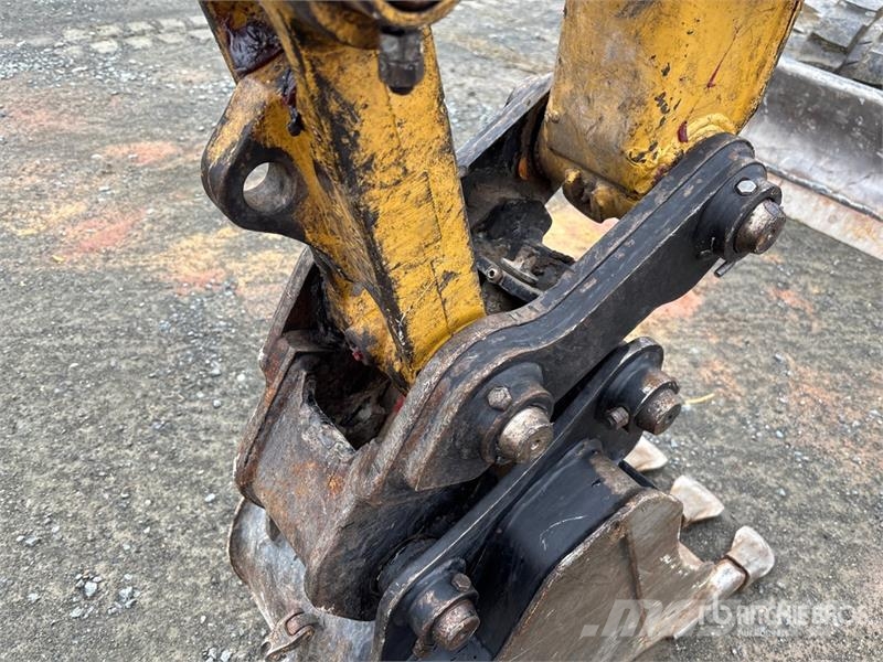 CAT 305E2 CR Mini Excavator Mini bagri <7t