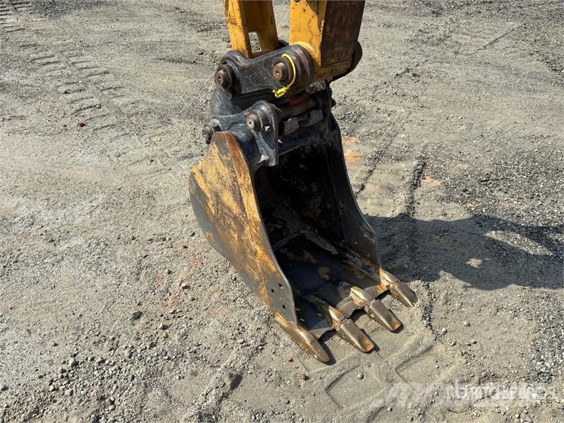 CAT 305E2 CR Mini Excavator Minibagger < 7t