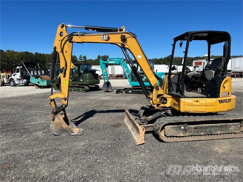 CAT 305E2 CR Mini Excavator Mini bagri <7t