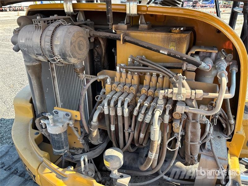 CAT 305E2 CR Mini Excavator Mini pelle < 7t