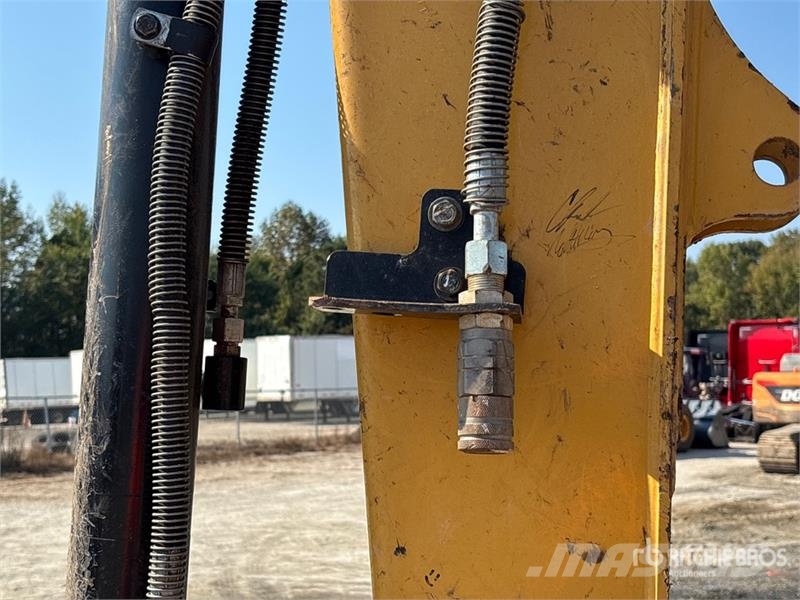 CAT 305E2 CR Mini Excavator Minibagger < 7t