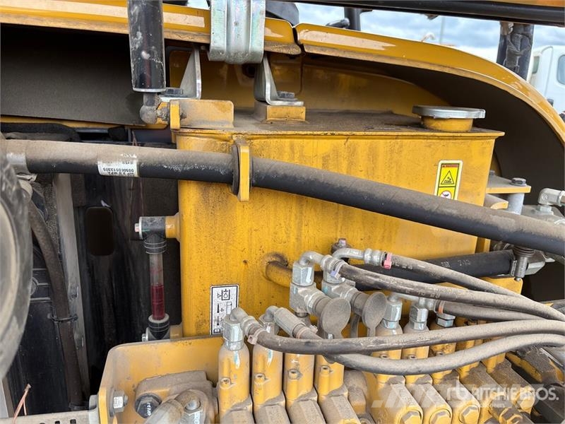 CAT 305E2 CR Mini Excavator Mini bagri <7t