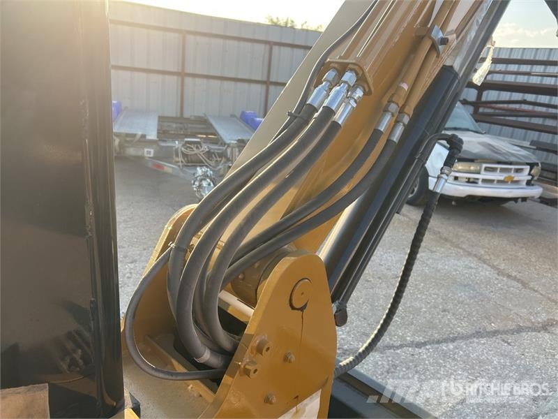 CAT 306 CR Tracked Excavator حفارات زحافة