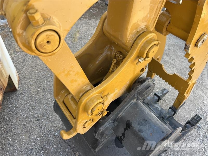 CAT 306 CR Tracked Excavator حفارات زحافة