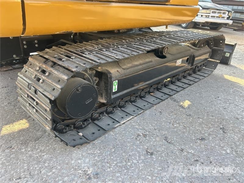 CAT 306 CR Tracked Excavator حفارات زحافة