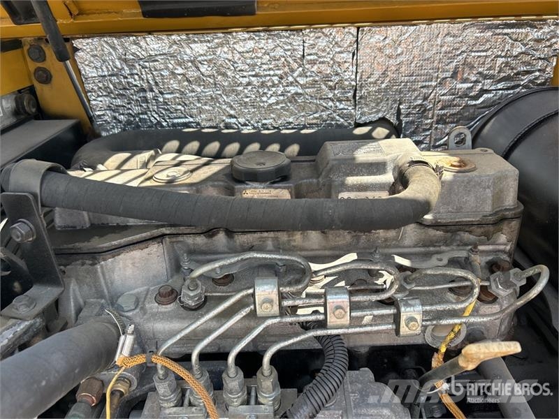 CAT 306 CR Tracked Excavator حفارات زحافة