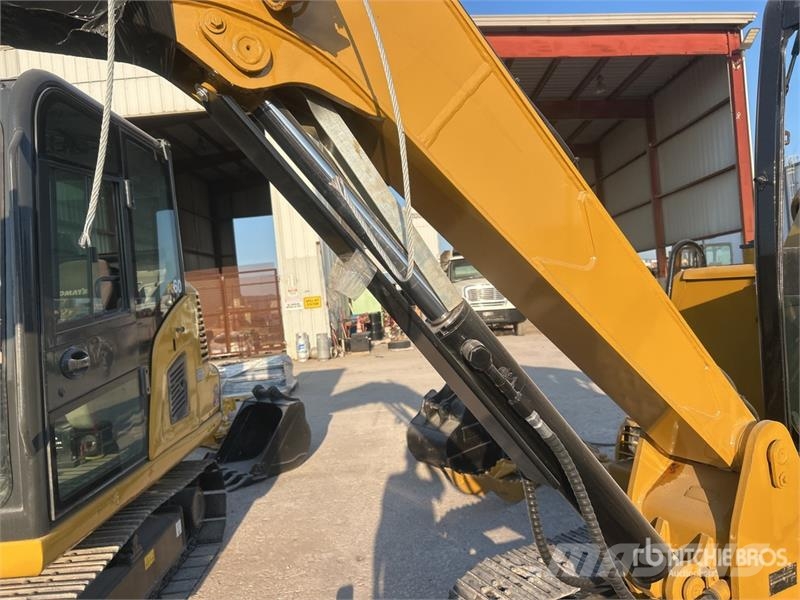 CAT 306 CR Tracked Excavator حفارات زحافة