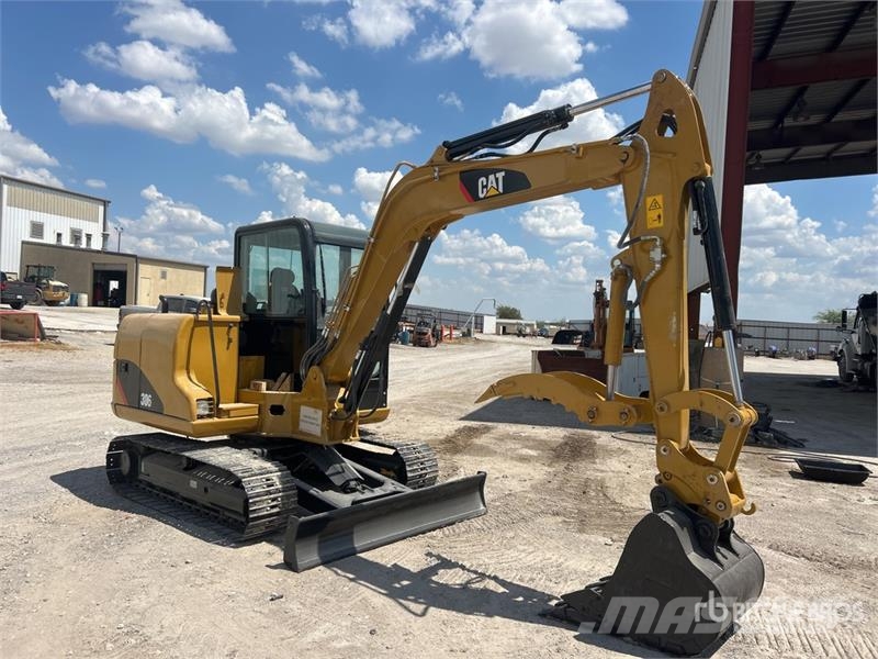CAT 306 CR Tracked Excavator حفارات زحافة