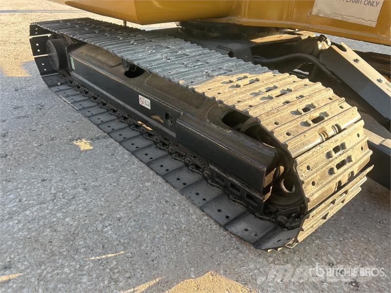 CAT 306 CR Tracked Excavator حفارات زحافة