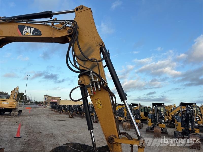CAT 308E2 CR حفارات زحافة