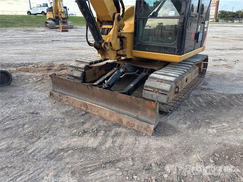 CAT 308E2 CR حفارات زحافة
