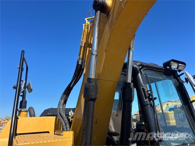 CAT 311FL RR Tracked Excavator Гусеничні екскаватори