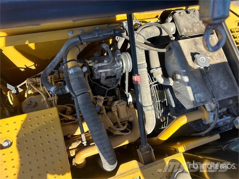 CAT 311FL RR Tracked Excavator Гусеничні екскаватори