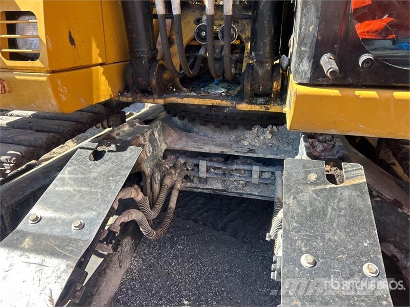 CAT 311FL RR Tracked Excavator Гусеничні екскаватори