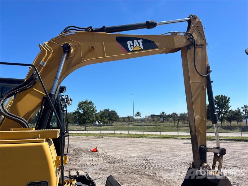 CAT 311FL RR Tracked Excavator Гусеничні екскаватори
