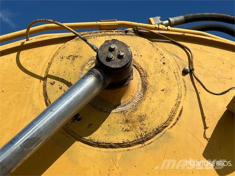 CAT 315D L Tracked Excavator Roomikekskavaatorid