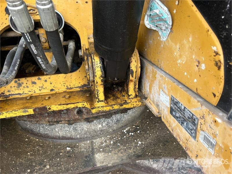 CAT 315D L Tracked Excavator Roomikekskavaatorid