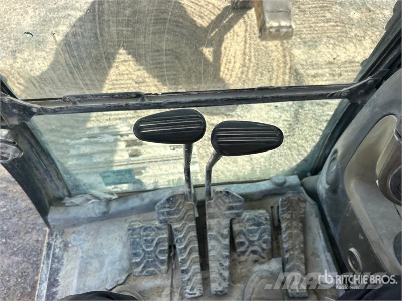 CAT 315D L Tracked Excavator Roomikekskavaatorid