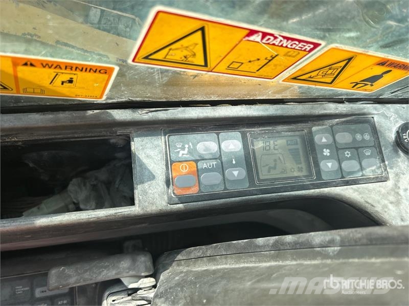 CAT 315D L Tracked Excavator Roomikekskavaatorid