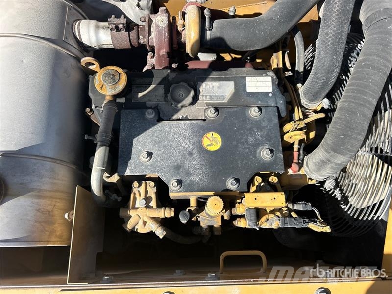 CAT 315D L Tracked Excavator Roomikekskavaatorid