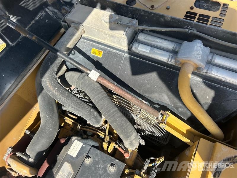 CAT 315D L Tracked Excavator Roomikekskavaatorid