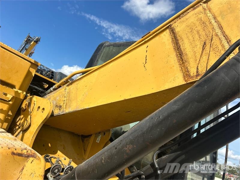 CAT 315D L Tracked Excavator Roomikekskavaatorid