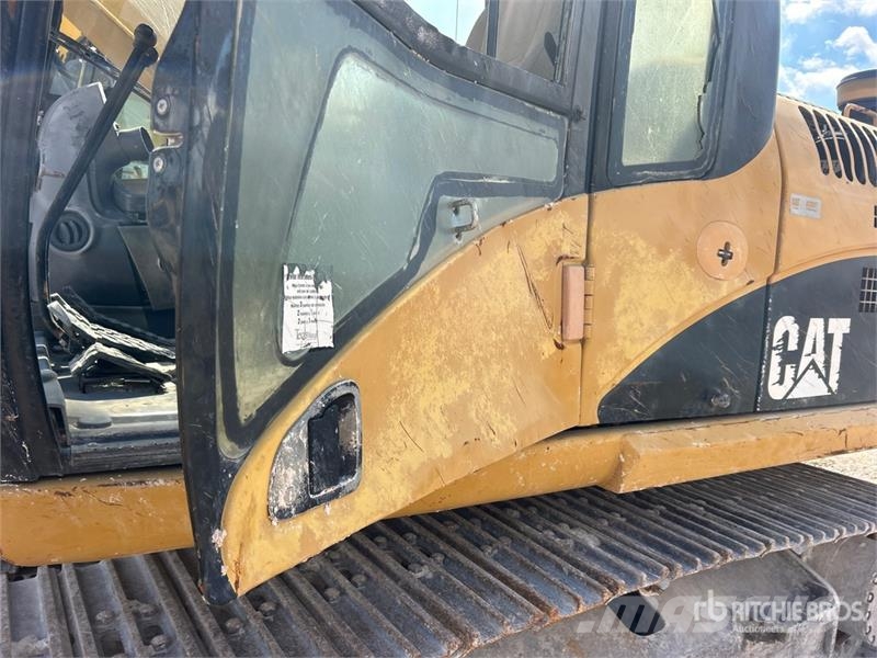 CAT 315D L Tracked Excavator Kāpurķēžu ekskavatori