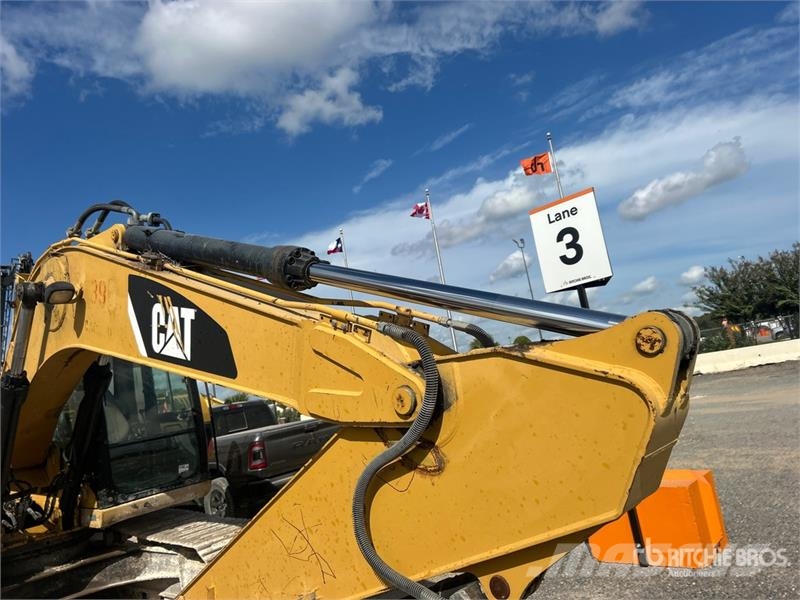 CAT 315D L Tracked Excavator Roomikekskavaatorid