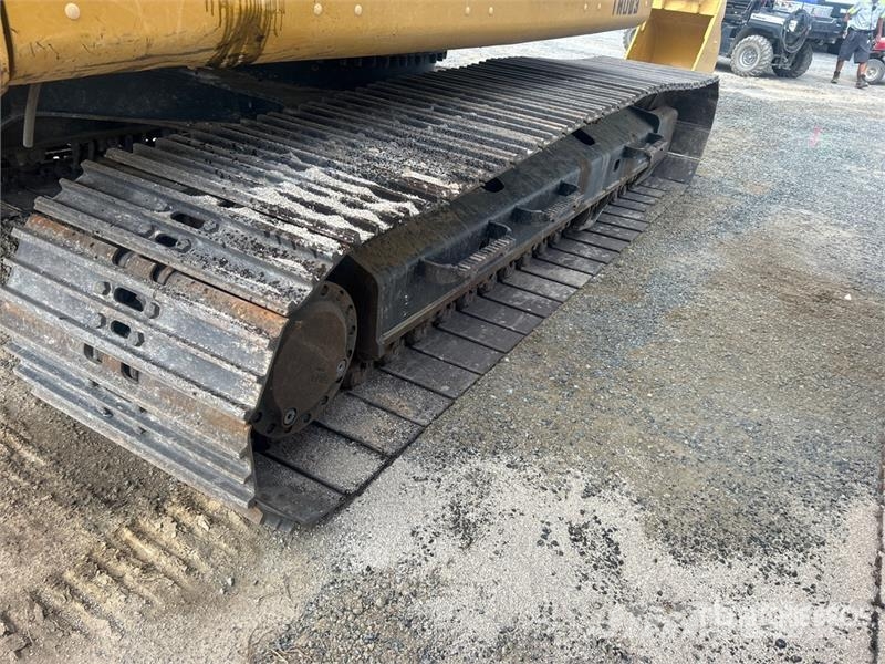 CAT 320 Gravemaskiner på larvebånd